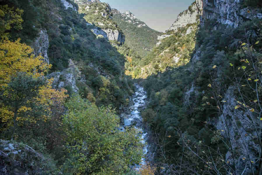 Huesca - parque nacional de Ordesa y Monte Perdido - valle de Añisclo 14 - cañon de Añisclo - desfiladero de las Cambras.jpg